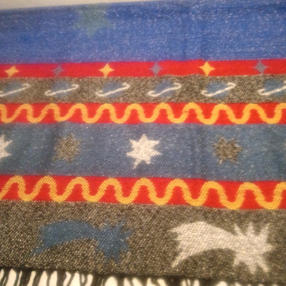 Shawl - Picture 8 of 9